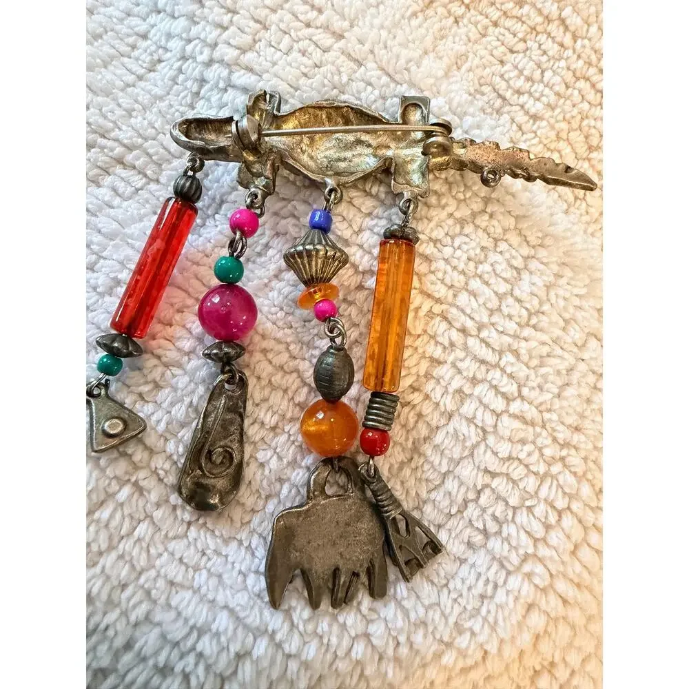 Vintage Southwest Lizard Gecko Brooch Dangle Beads Pewter Tone Artisan Pin